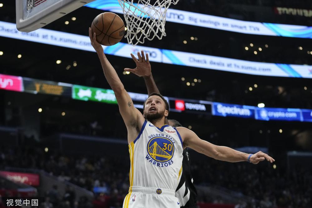 通过桑乔与 通过桑乔与