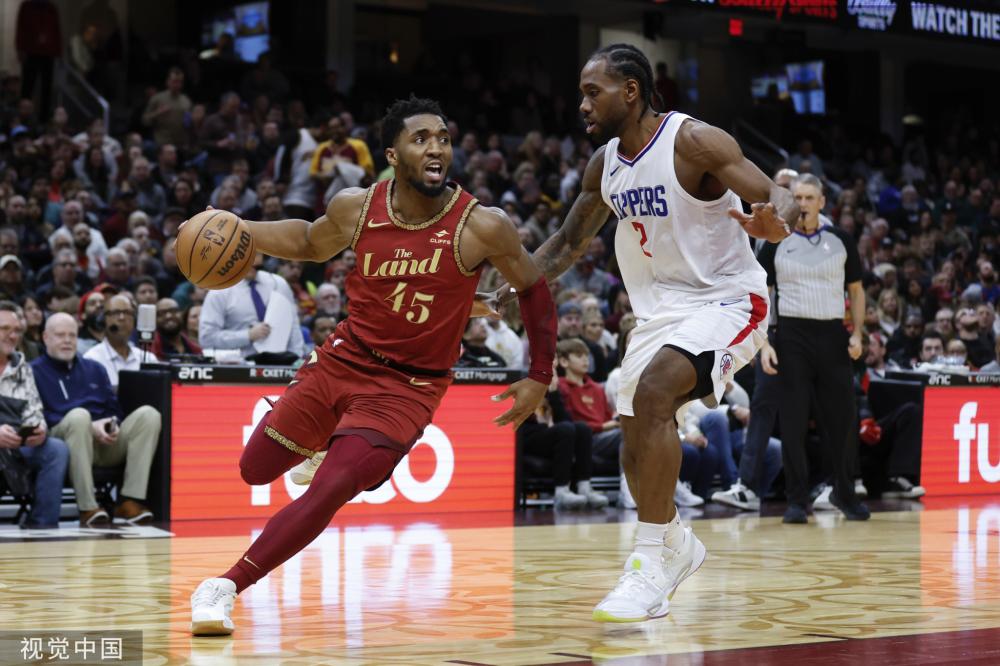 同时也是球 同时也是球